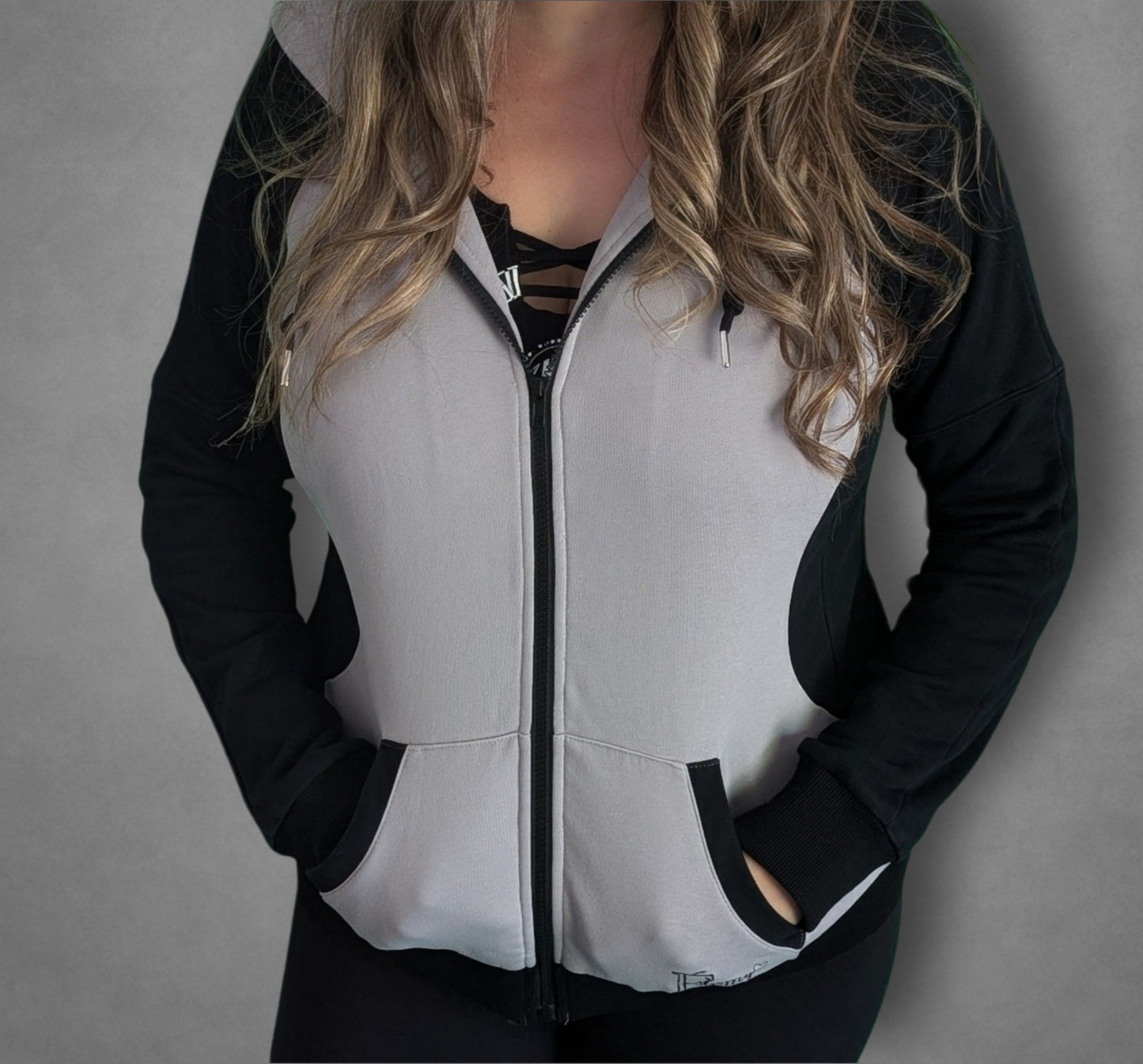 Hoodie zippé pour femme - Élomy